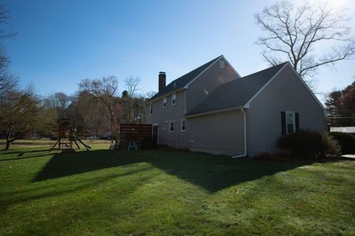 187 Woodland Rd, Southborough MA 01772-2039 exterior