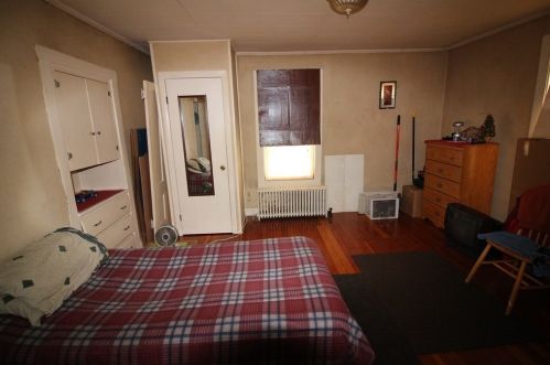 36 French St, Fall River MA 02720-3514 exterior