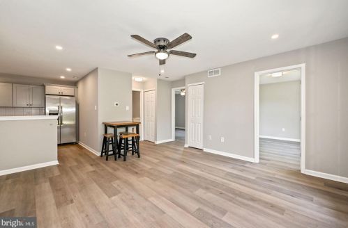 1162 Tristram Cir, West Deptford NJ  08051-2239 exterior