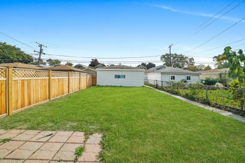 3713 Oak Park Ave, Forest View IL 60402-3902 exterior