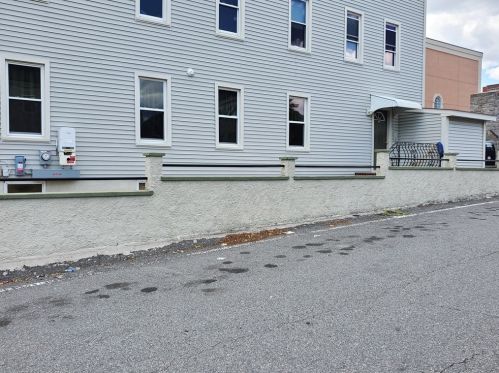 57 Beetle St, New Bedford MA 02746-1950 exterior