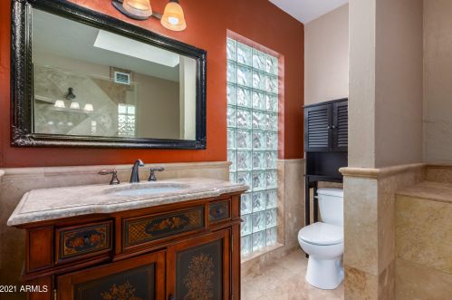 6314 14 Pl, Phoenix AZ 85014-4915 exterior