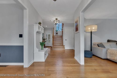 130 Rumson Pl, Little Silver NJ  07739-1044 exterior