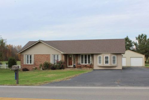 2896 Liberty Rd, Columbia KY  42728-7189 exterior