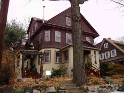 20 Lewis St, Newton, MA 02458-1825