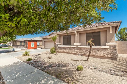 2602 Apollo Rd, Phoenix AZ 85042-5381 exterior