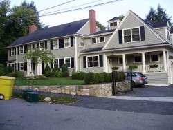 5 Crocker Cir, Newton, MA 02465-2410