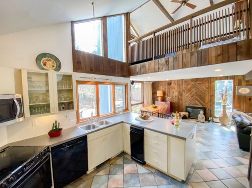 139 Indian Hl Rd, Chatham MA 02633-1609 exterior