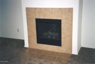 2737 Eastman Dr, Phoenix, AZ 85086-1780