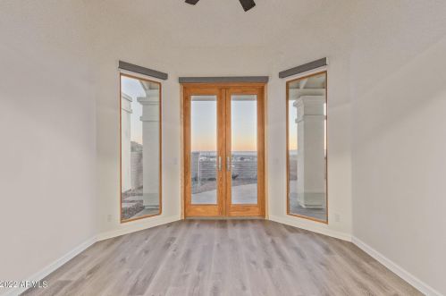 21 Beryl Ave, Phoenix AZ  85021-2480 exterior