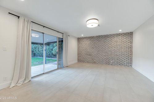 13216 30th Pl, Phoenix AZ  85032-6033 exterior