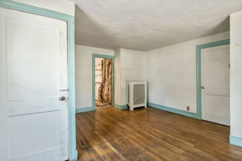 68 Gardner St, Newton MA 02458-1405 exterior