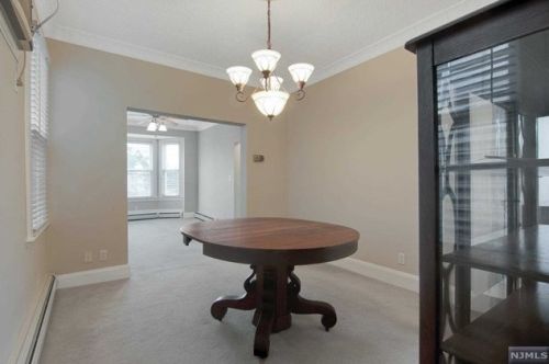 16 Argyle Pl, Kearny NJ 07032-2705 exterior