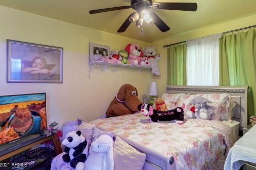 811 Alice Ave, Phoenix AZ 85021-6036 exterior