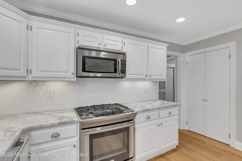 26 Lambert Johnson Dr, Tinton Falls NJ 07712-3753 exterior