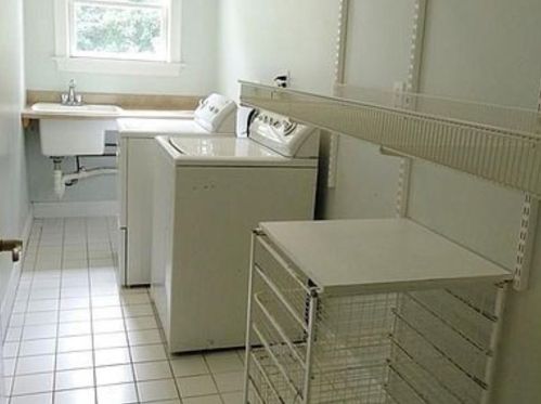 8 Clemmons St, Southborough MA  01772-1314 exterior