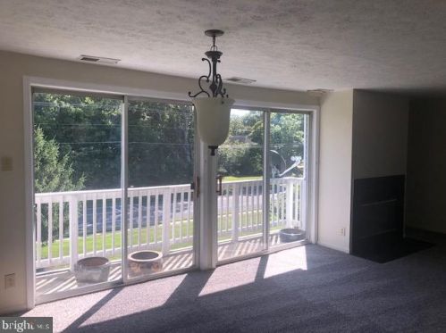 160 Kenwood Dr, Erial NJ  08081-4203 exterior