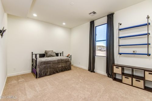 35205 3rd Ave, Phoenix AZ 85027-5908 exterior