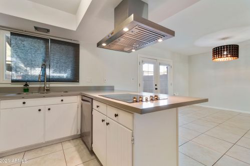 3815 28 St, Phoenix AZ 85008-4740 exterior