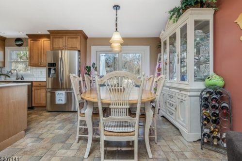 370 Shire Rd, Milford NJ  08848-1720 exterior