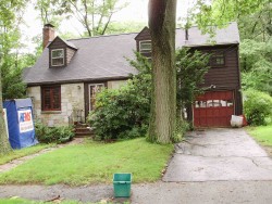 12 Hemlock Rd, Newton, MA 02464-1207