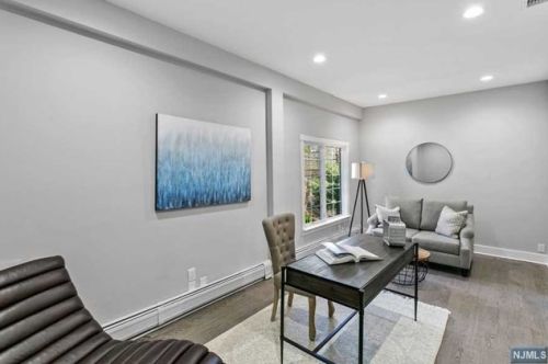 196 Madison Ave, Cresskill NJ  07626-1304 exterior