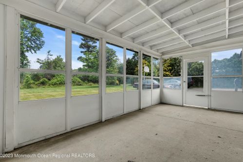 267 Rumson Rd, Little Silver NJ 07739-1657 exterior