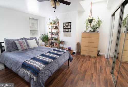 614 6 St, Philadelphia PA 19147-2128 exterior