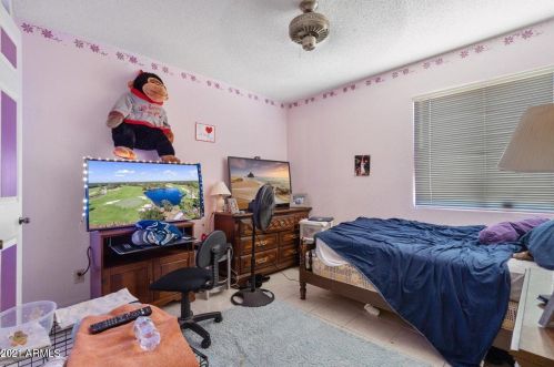 3856 Acoma Dr, Phoenix AZ 85032-4897 exterior