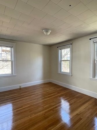 47 Park Ave Ext, Arlington MA 02474-2656 exterior