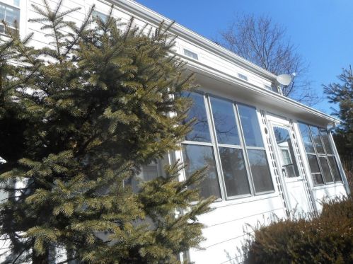 400 Adams St, Milton MA 02186-4245 exterior