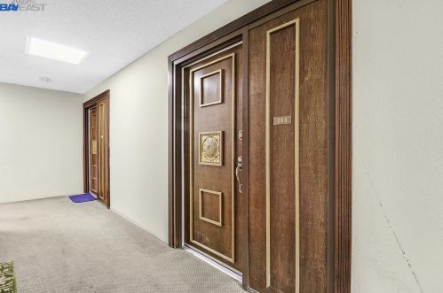 398 Parrott St, San Leandro, CA 94577-4474