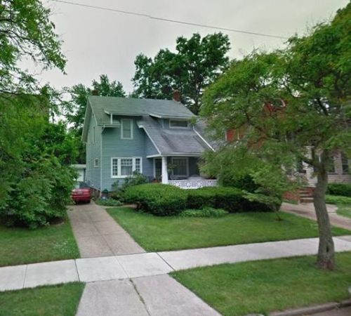 17619 Archdale Ave, Cleveland, OH 44107-3509