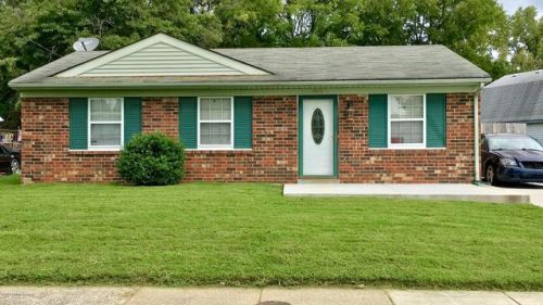 5915 Toebbe Ln, Louisville KY  40229-1364 exterior