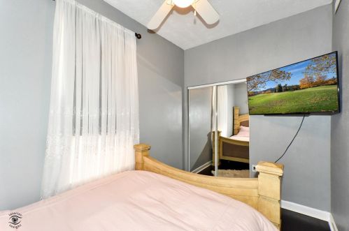 1319 Home Ave, Forest View IL 60402-1239 exterior