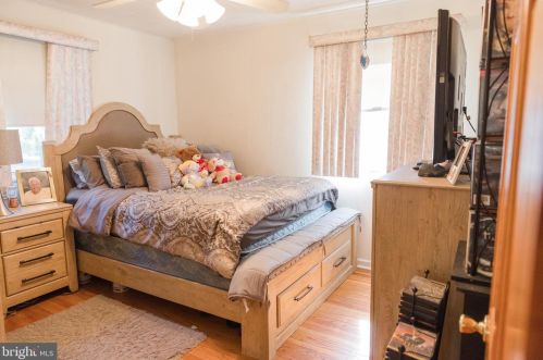 310 Columbia Blvd, West Deptford NJ 08063-1203 exterior