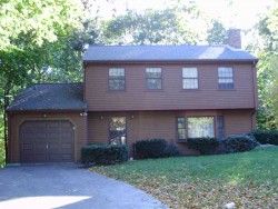 73 Maplewood Ave, Newton, MA 02459-2527