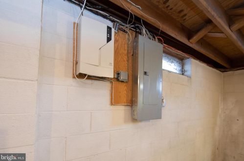 1722 3 St, West Deptford NJ 08063-1141 exterior