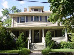 5 Chaske Ave, Newton, MA 02466-1103