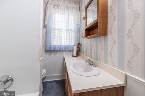 805 Grv Ave, West Deptford NJ exterior