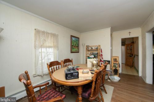 1909 Pt Pleasant Ave, West Deptford NJ 08096-4325 exterior