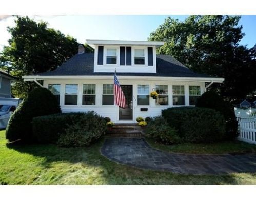 533 Chestnut St, Needham, MA 02492-2857