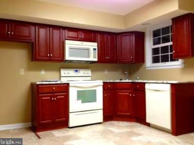 2419 Good Intent Rd, West Deptford NJ 08096-6107 exterior