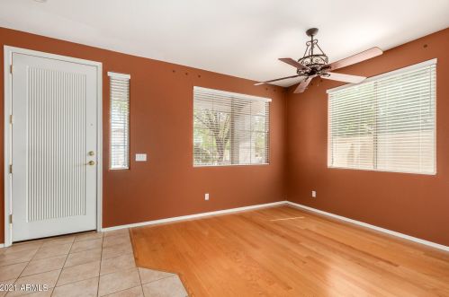 6850 26th St, Phoenix, AZ 85042-5946