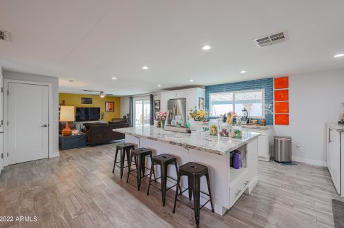 3763 Acoma Dr, Phoenix, AZ 85032-5256