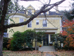 33 Orient Ave, Newton, MA 02459-1425