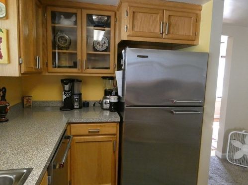 496 Nash Rd, New Bedford MA 02746-1827 exterior