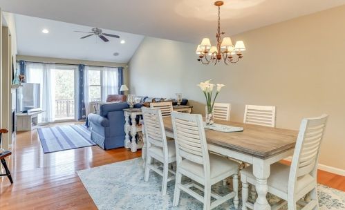 66 Holbeck Cor, Plymouth, MA 02360-8241