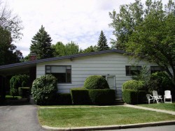 88 Harding St, Newton, MA 02465-1337