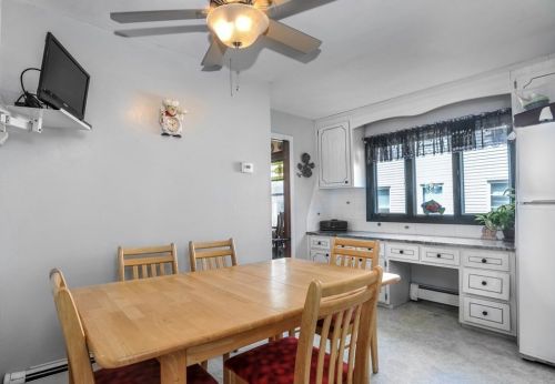 128 Independence Ave, Quincy MA 02169-7727 exterior